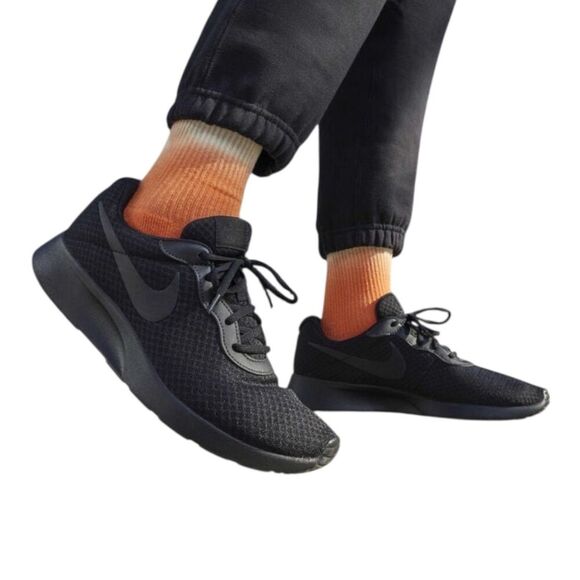 Nike Black Tanjun Mesh Running Sneakers 11 - Picture 1 of 8